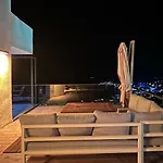 Mavinin Ve Yesilin Dansi Marmaris