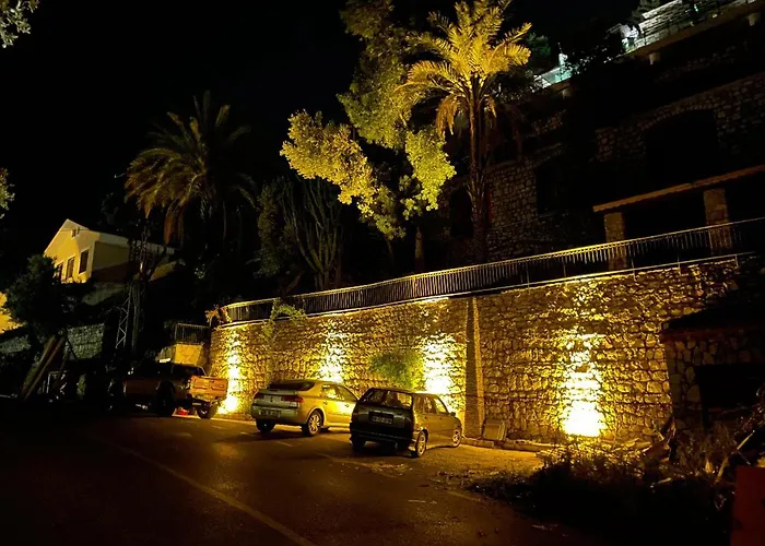 Mavinin Ve Yesilin Dansi * 马尔马里斯